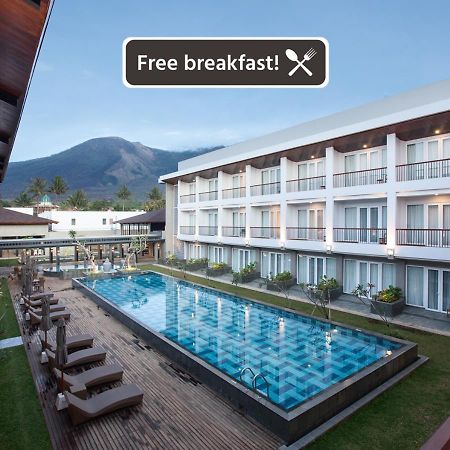 Hotel Santika Garut Eksteriør billede
