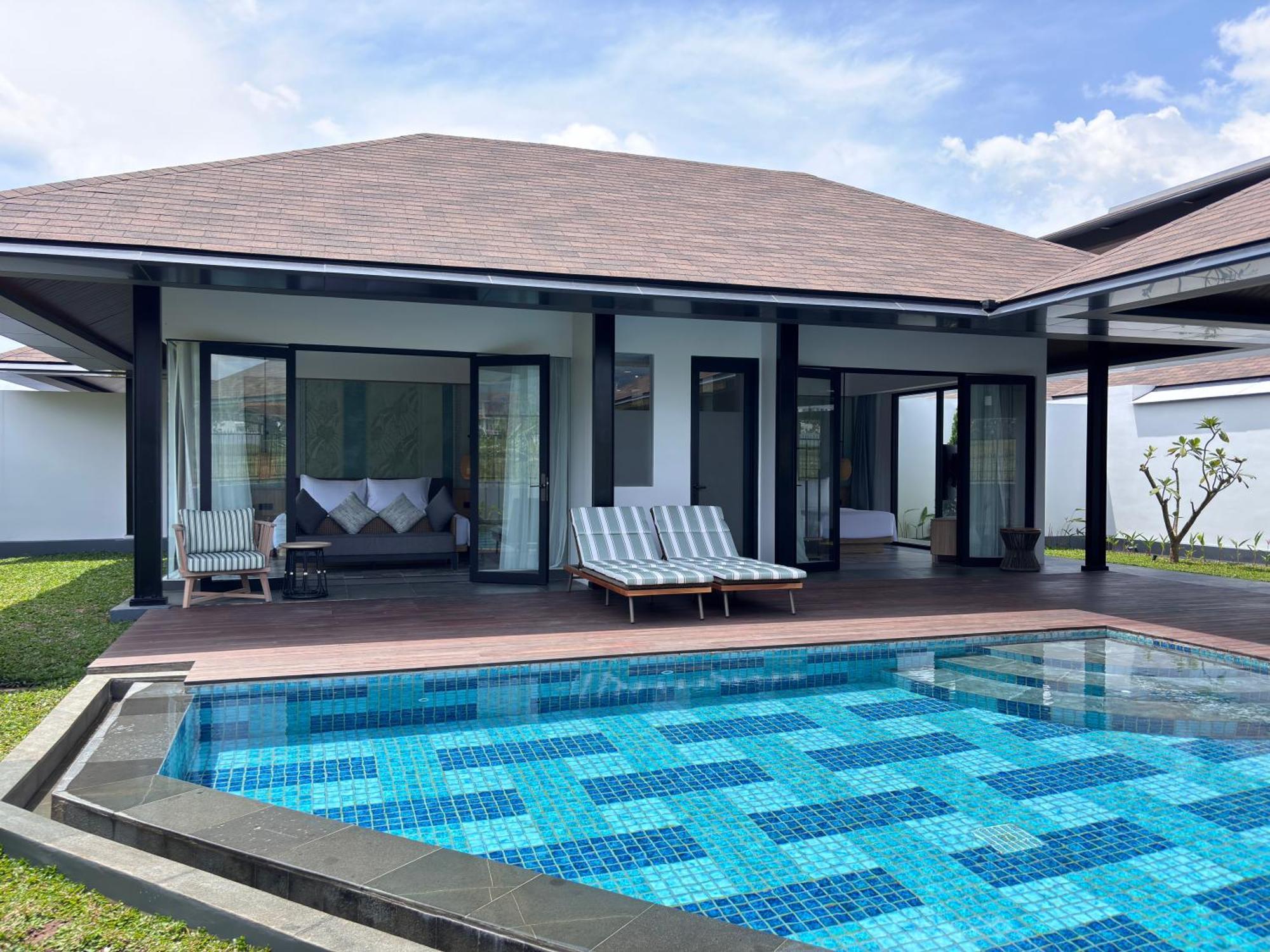 Hotel Santika Garut Eksteriør billede