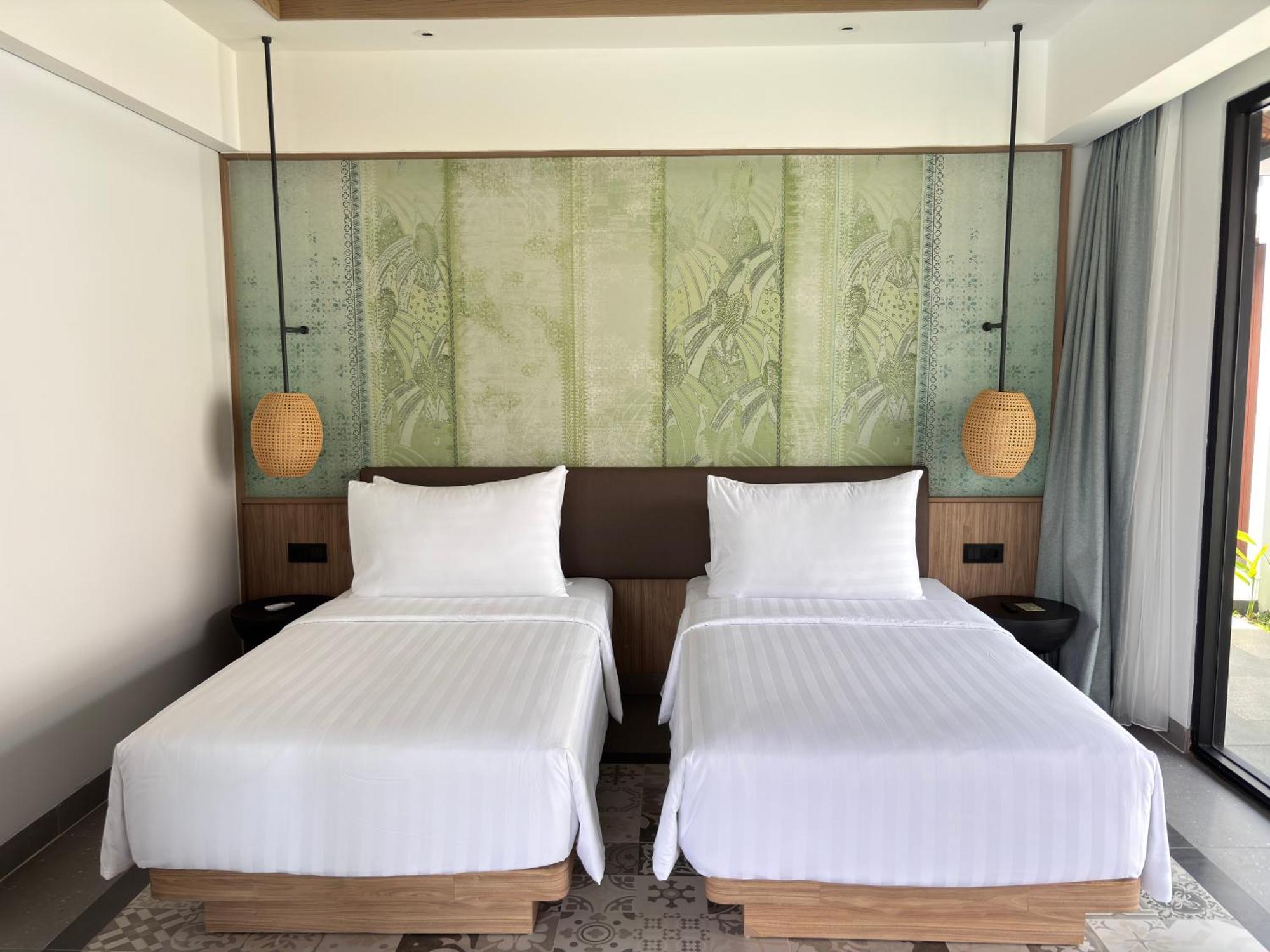 Hotel Santika Garut Eksteriør billede