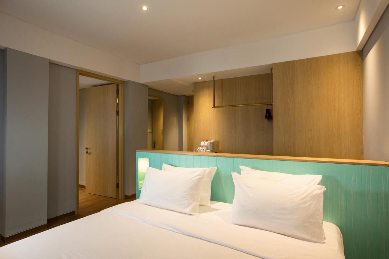 Hotel Santika Garut Eksteriør billede