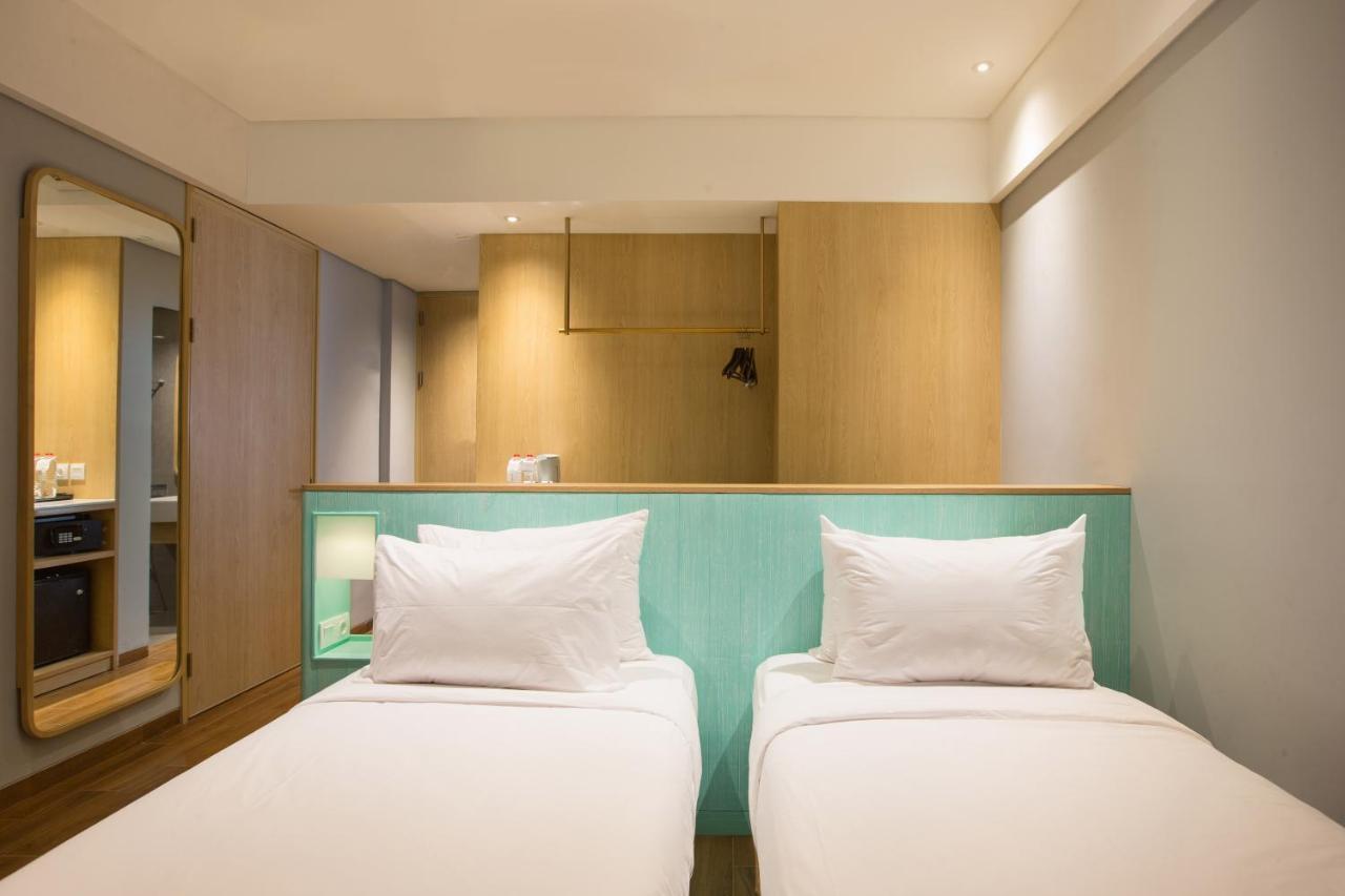 Hotel Santika Garut Eksteriør billede
